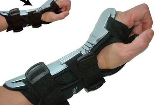 Protect Yourself While Bowling By Using A Wrist Brace