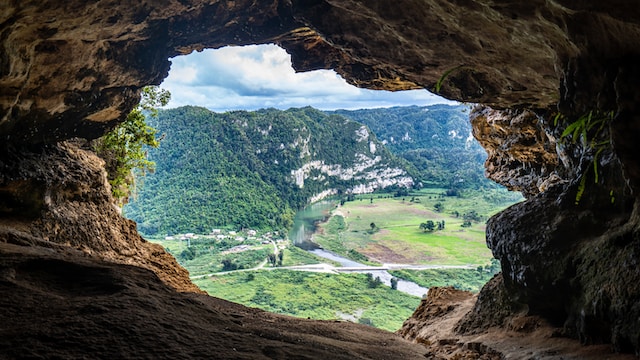 ueva Ventana, one of the caves in Puerto Rico