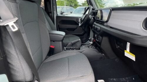 Jeep Wrangler Sport 2024 full
