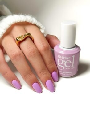 Bettina Cosmetics 01