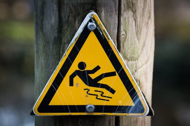 preventing slip accidents