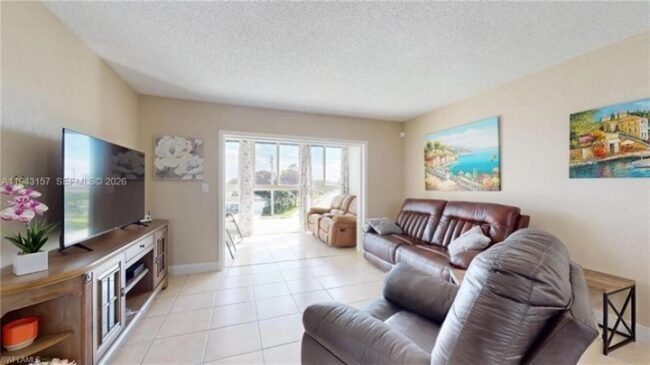 7877 Golf Circle Living Room